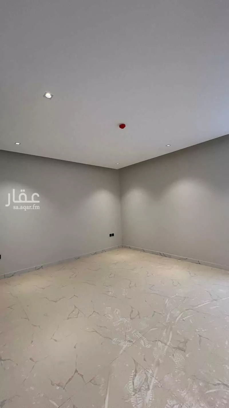 فيلا 5 غرف في القادسية 7