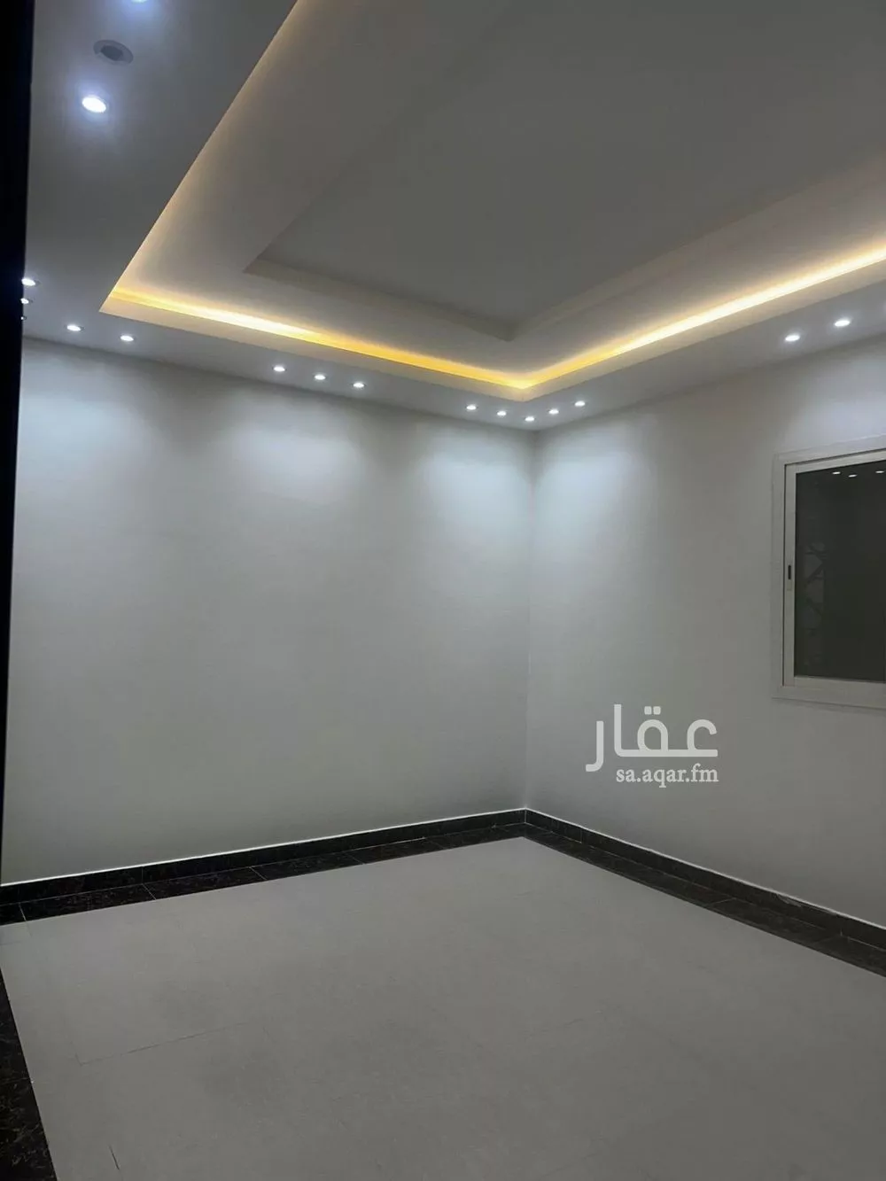4 bedroom floor in Dhahrat Laban 3