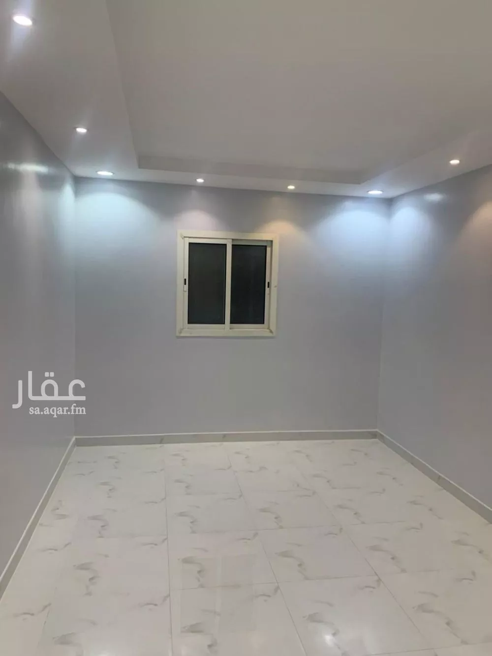 4 bedroom floor in Dhahrat Laban 8