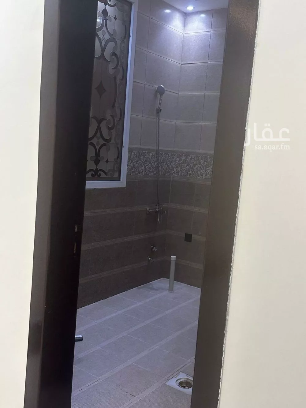 4 bedroom floor in Dhahrat Laban 10