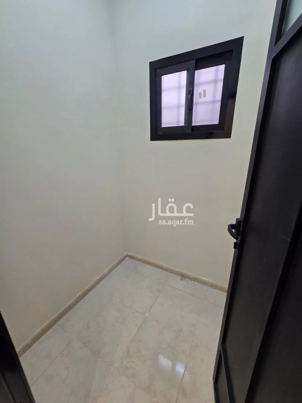 شقة 4 غرف في طيبة 21