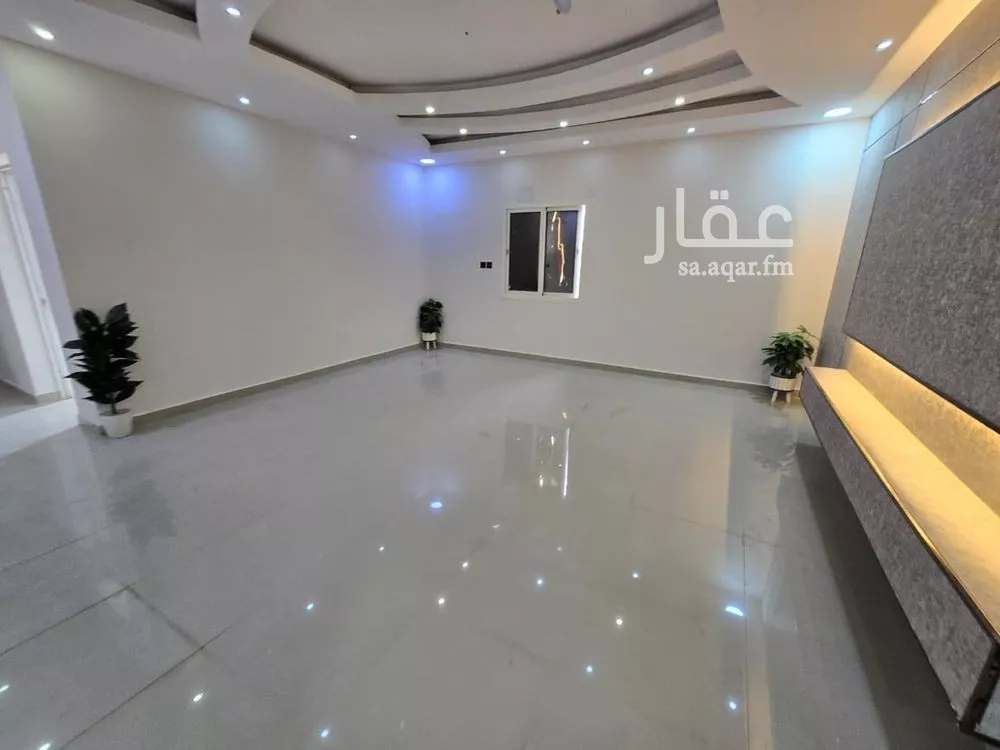 5 bedroom apartment in Dahiat King Fahd 14