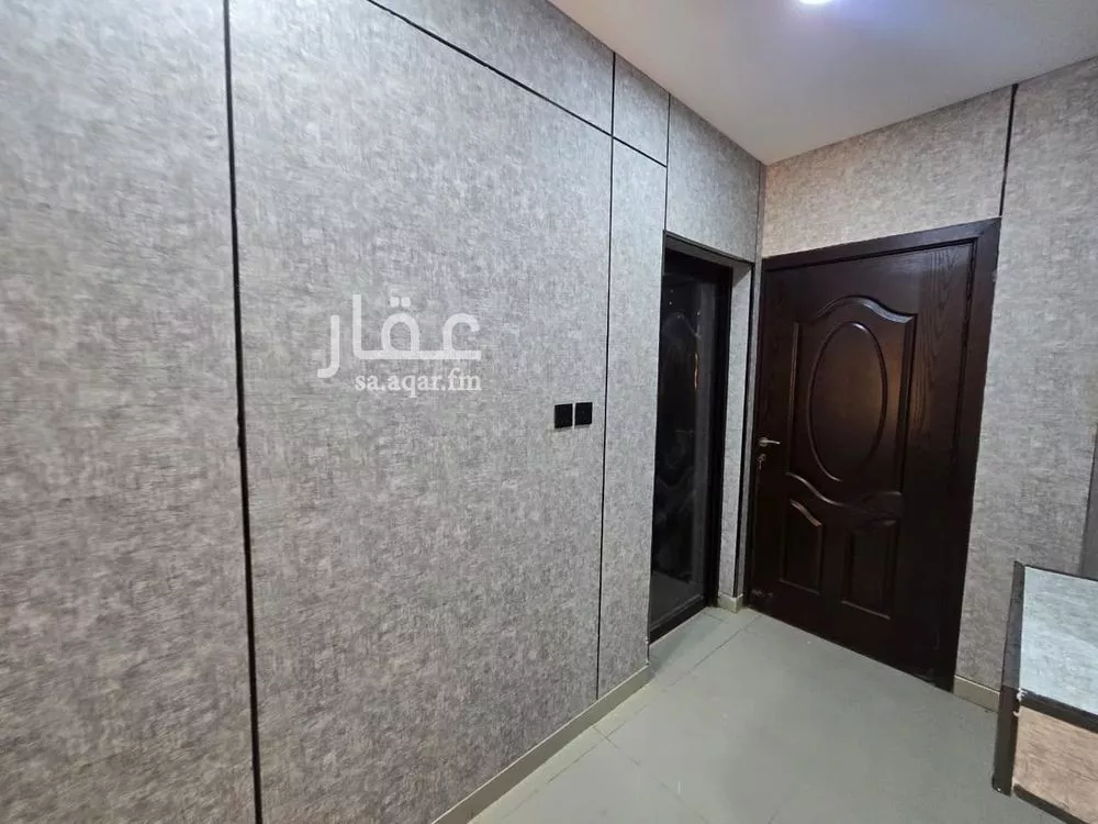 5 bedroom apartment in Dahiat King Fahd 19