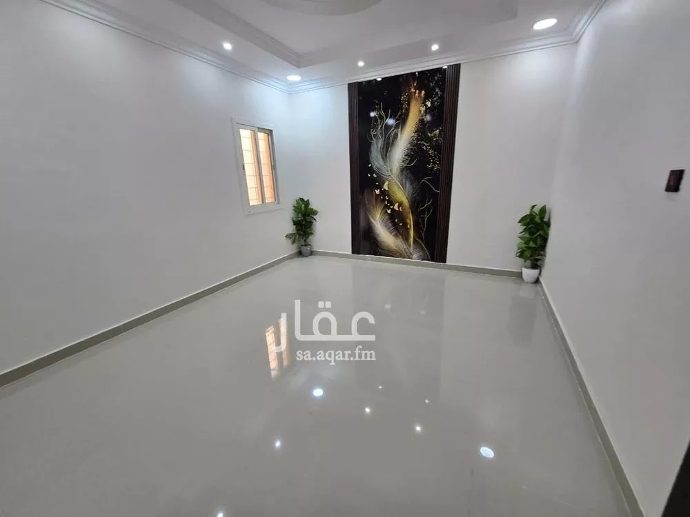 5 bedroom apartment in Dahiat King Fahd 4
