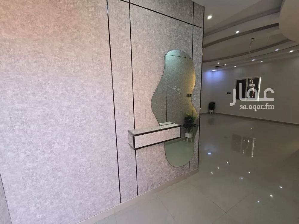 5 bedroom apartment in Dahiat King Fahd 10
