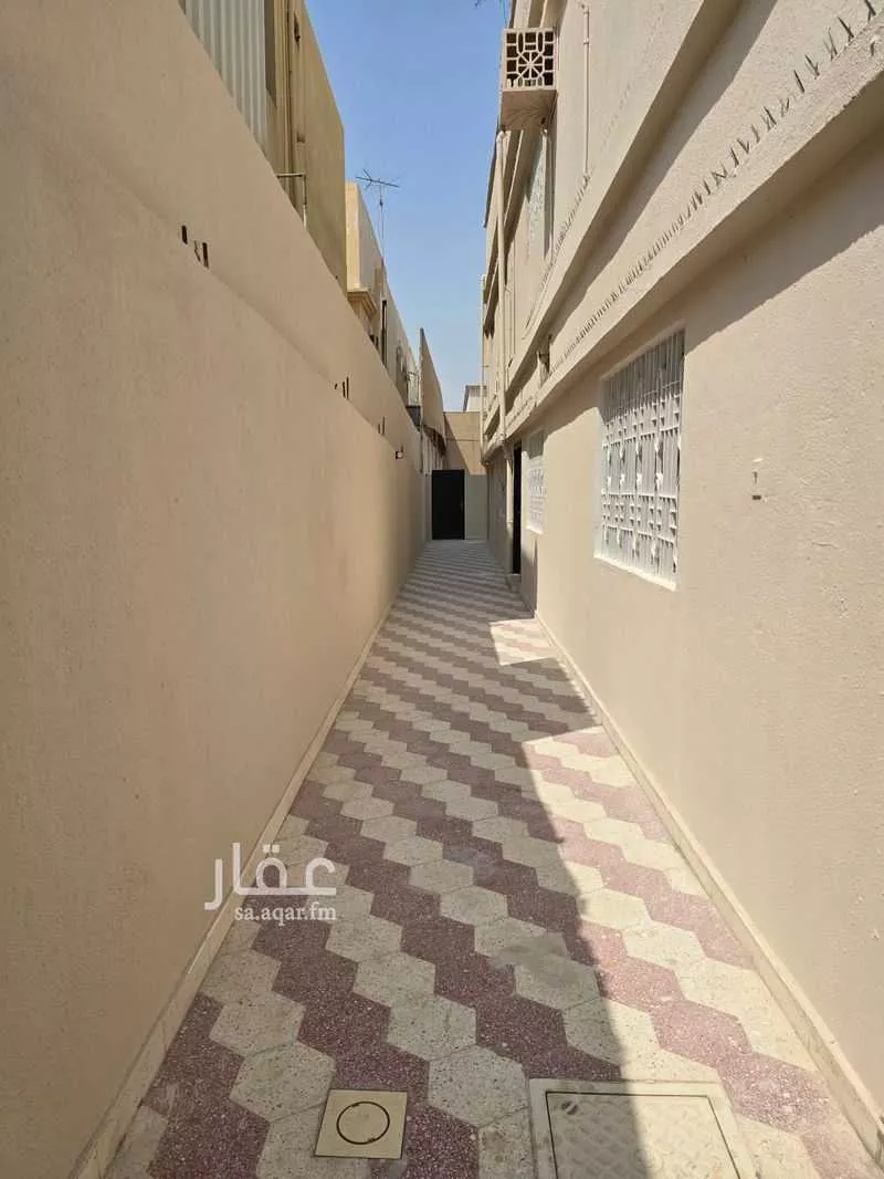 5 bedroom apartment in Al Rawdah 9