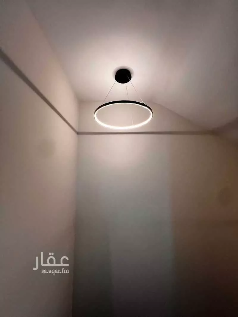 فيلا 5 غرف في اللؤلؤ 9