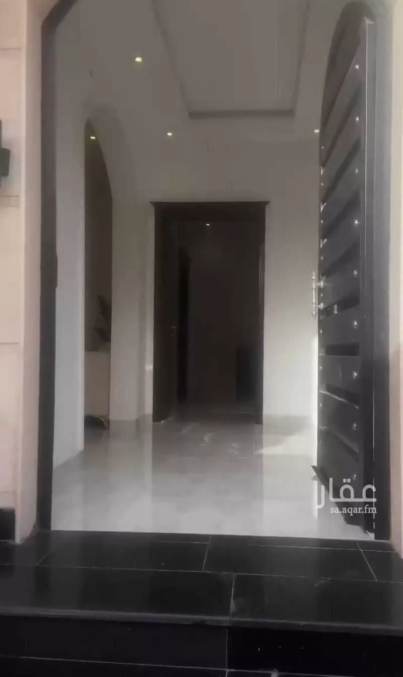 فيلا 5 غرف في الصالحية 3