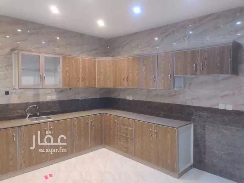 شقة 4 غرف في شظاة 7