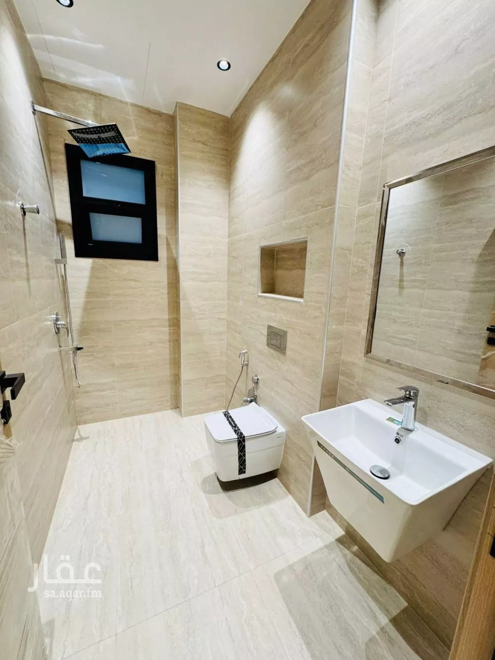 شقة 3 غرف في إشبيلية 9