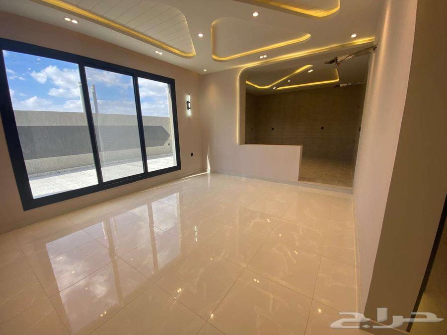 شقة 4 غرف في ولي العهد 10
