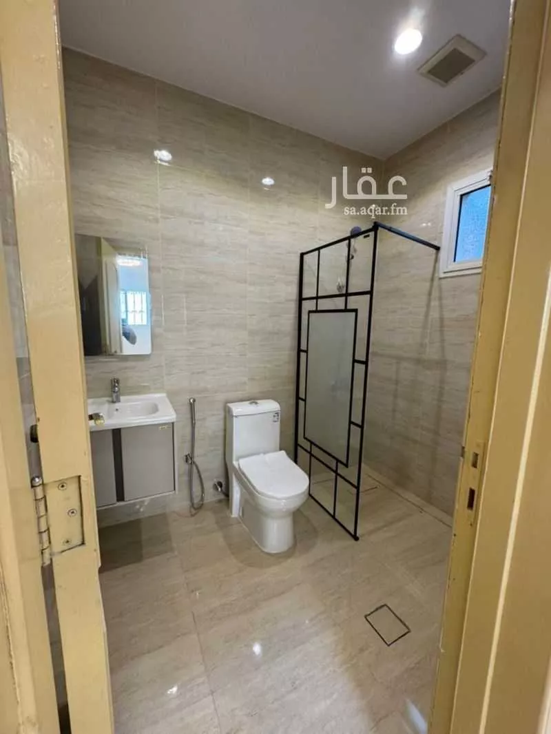 فيلا 5 غرف في الياسمين 2