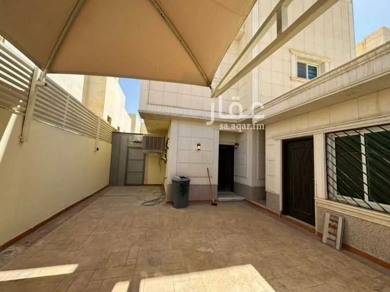 فيلا 5 غرف في الياسمين 10