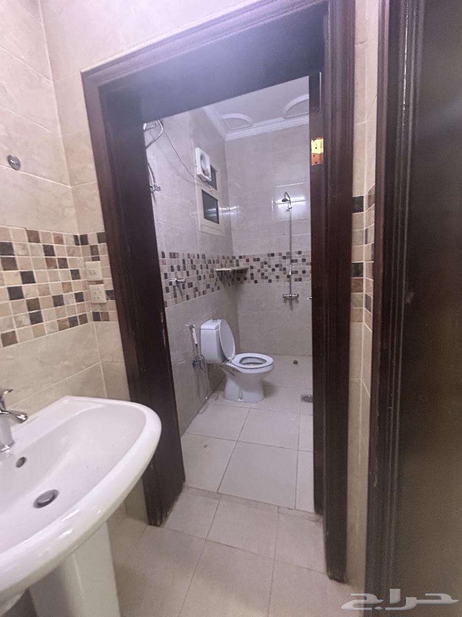 2 bedroom apartment in Al Salam 4