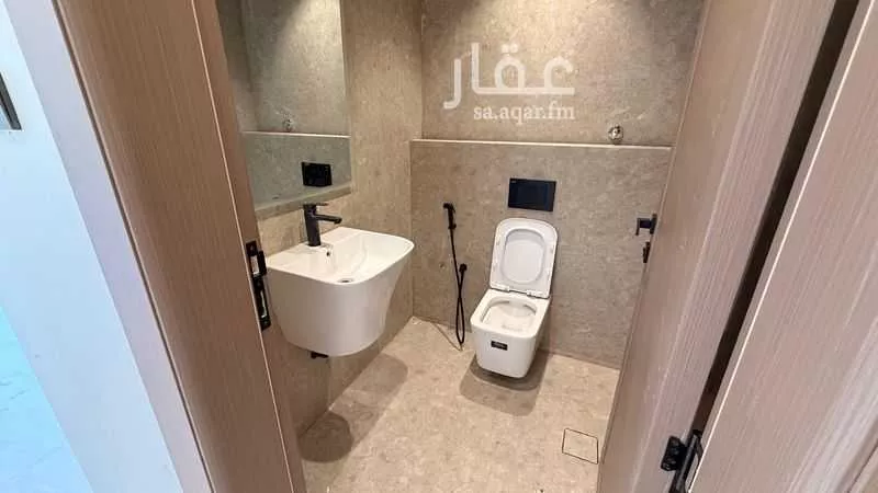 6 bedroom apartment in Al Narjis 7