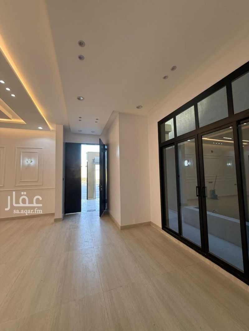3 bedroom villa in Ash Sharq, Riyadh 15