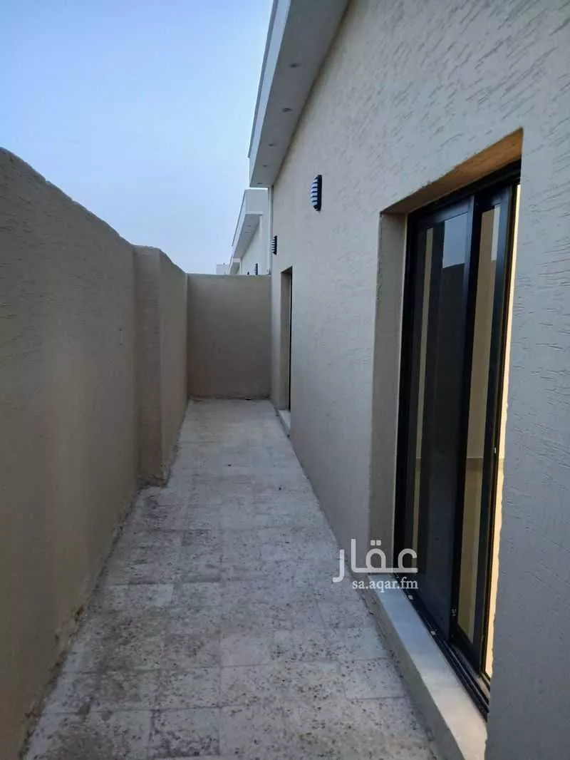 فيلا 25 غرف في الشرق 2
