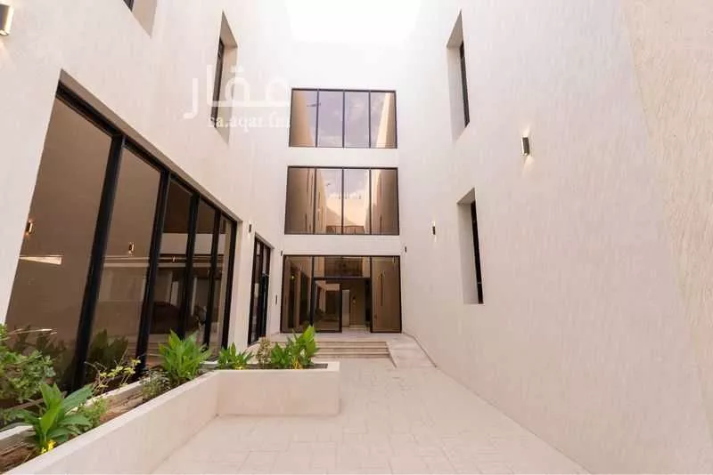 3 bedroom apartment in Al Mahdiyyah 4