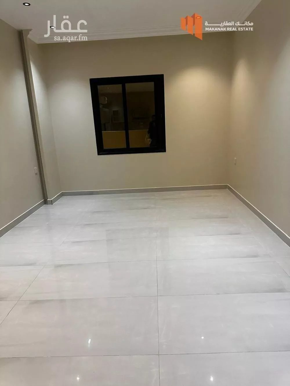 شقة 3 غرف في الحمرا 3