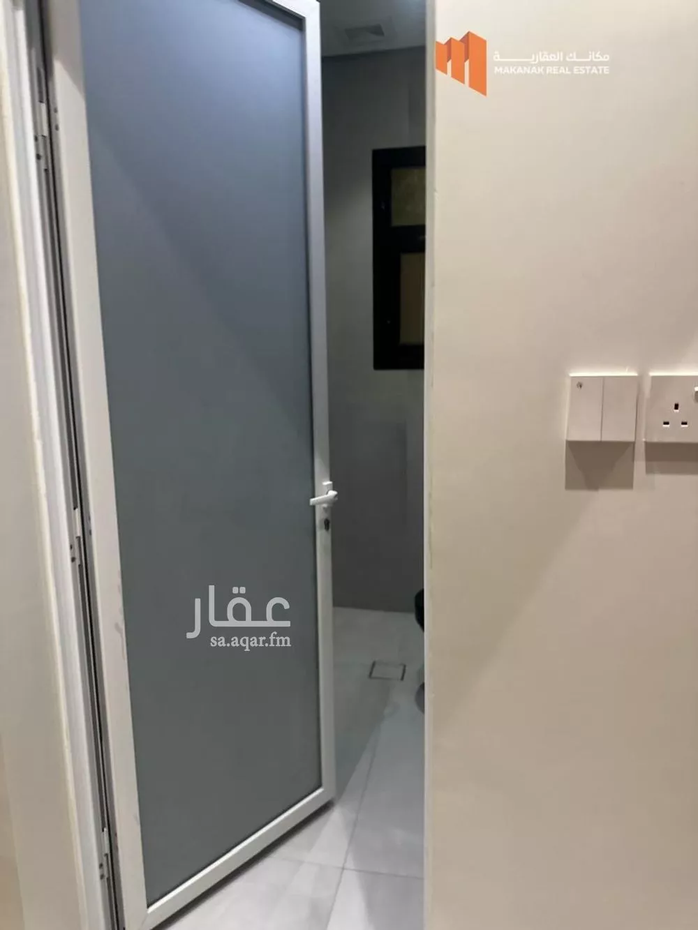 شقة 3 غرف في الحمرا 8