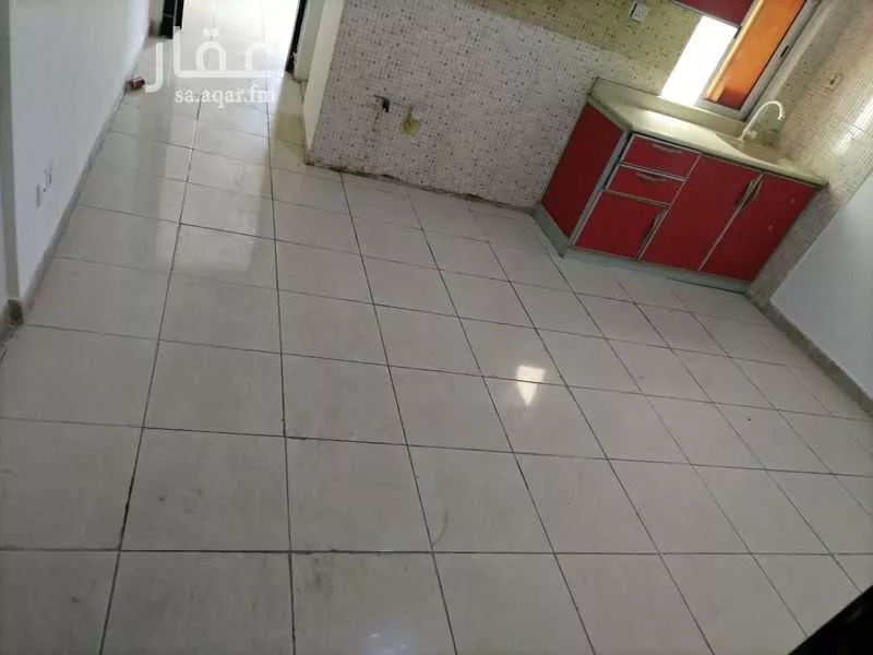 عمارة 325 م² في الثقبة 7