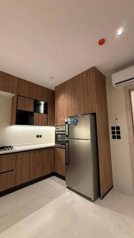 4 bedroom apartment in Al Jamawat, Madinah 7
