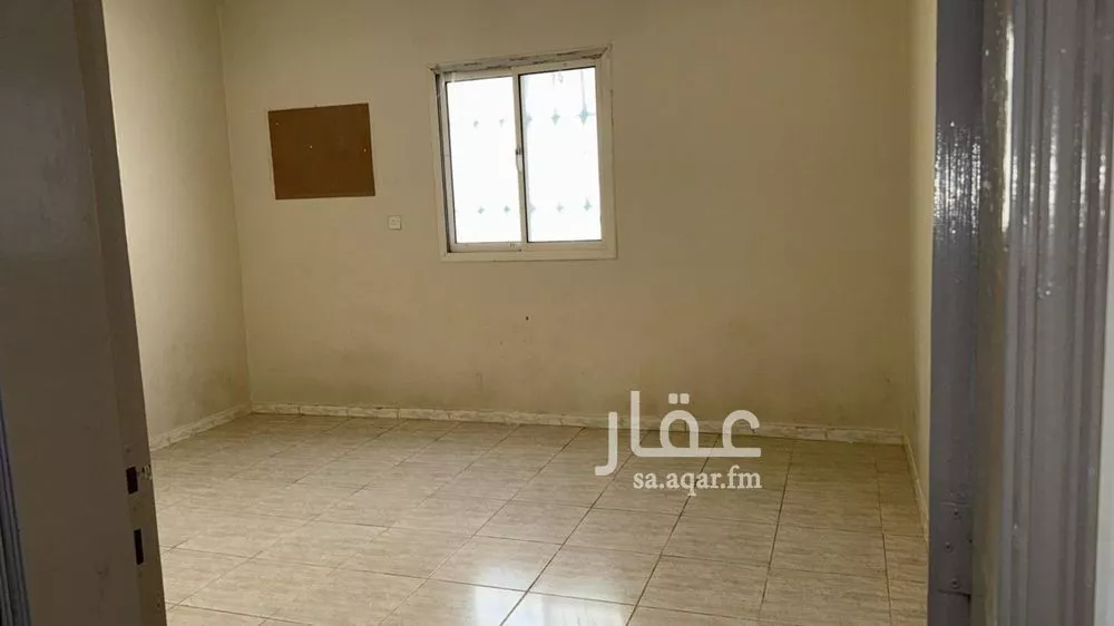 3 bedroom floor in Al Rimal 5