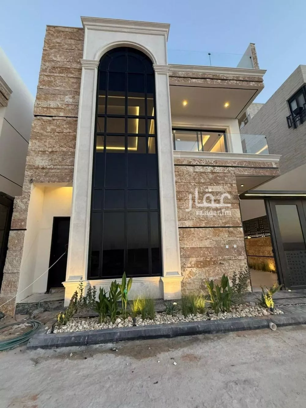 فيلا 7 غرف في المهدية 4