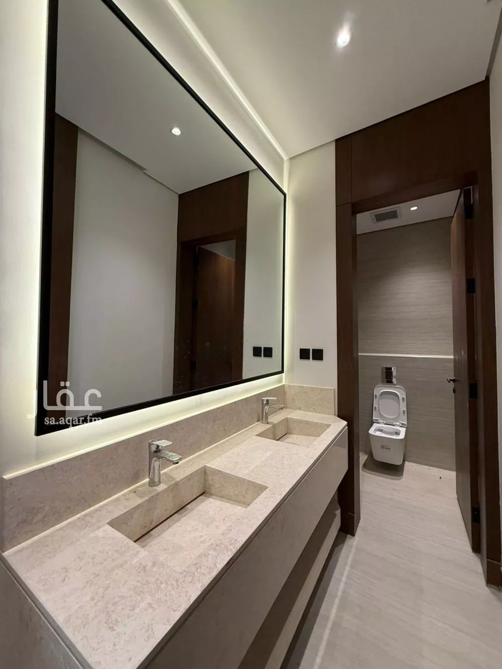 6 bedroom villa in Al Mahdiyyah 14
