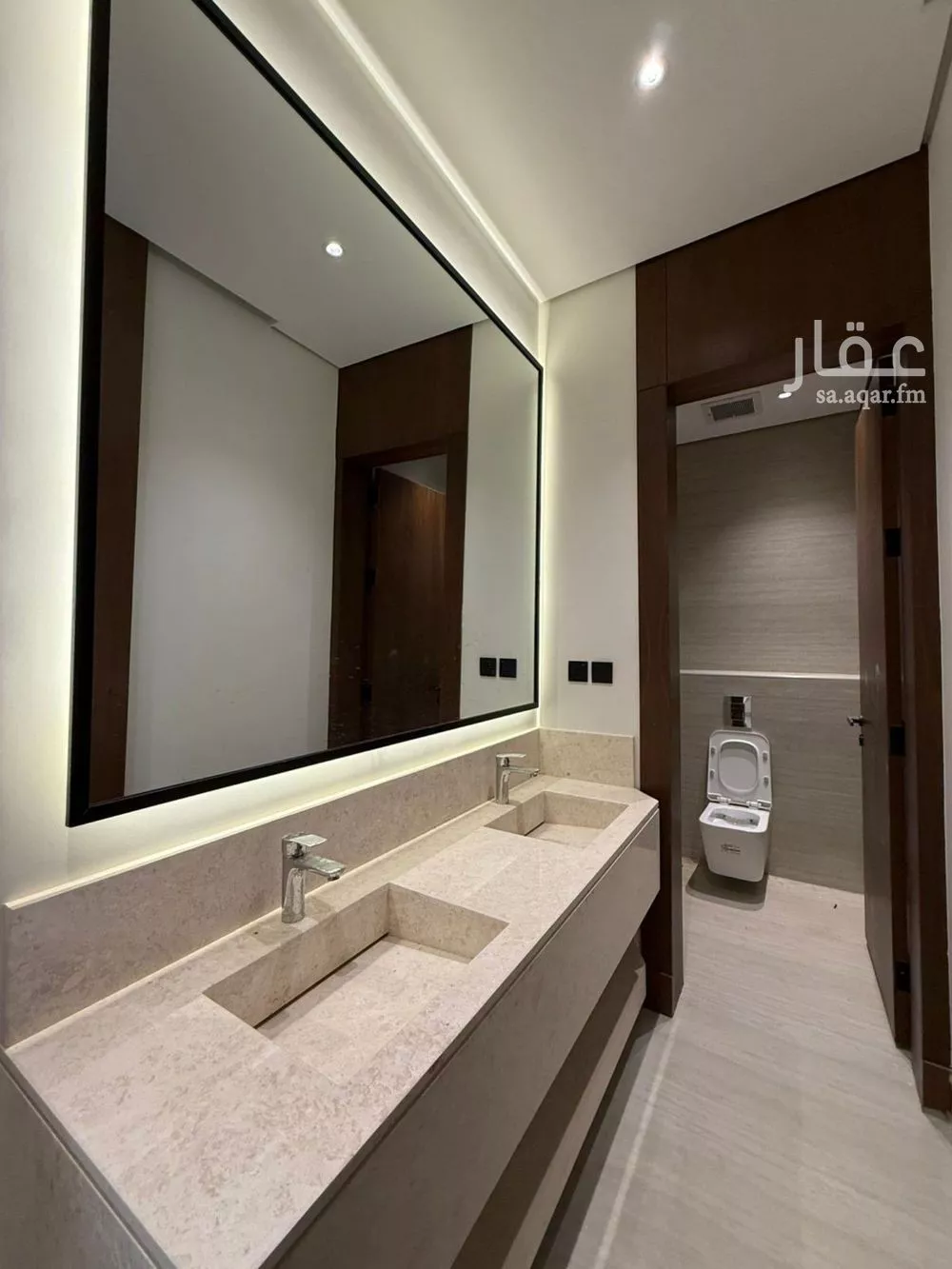 6 bedroom villa in Al Mahdiyyah 24