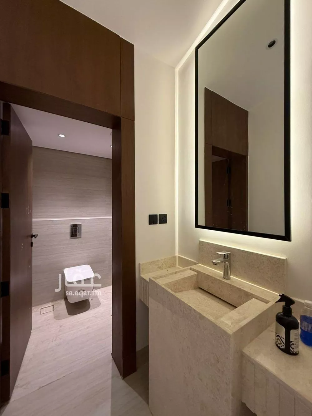 6 bedroom villa in Al Mahdiyyah 25