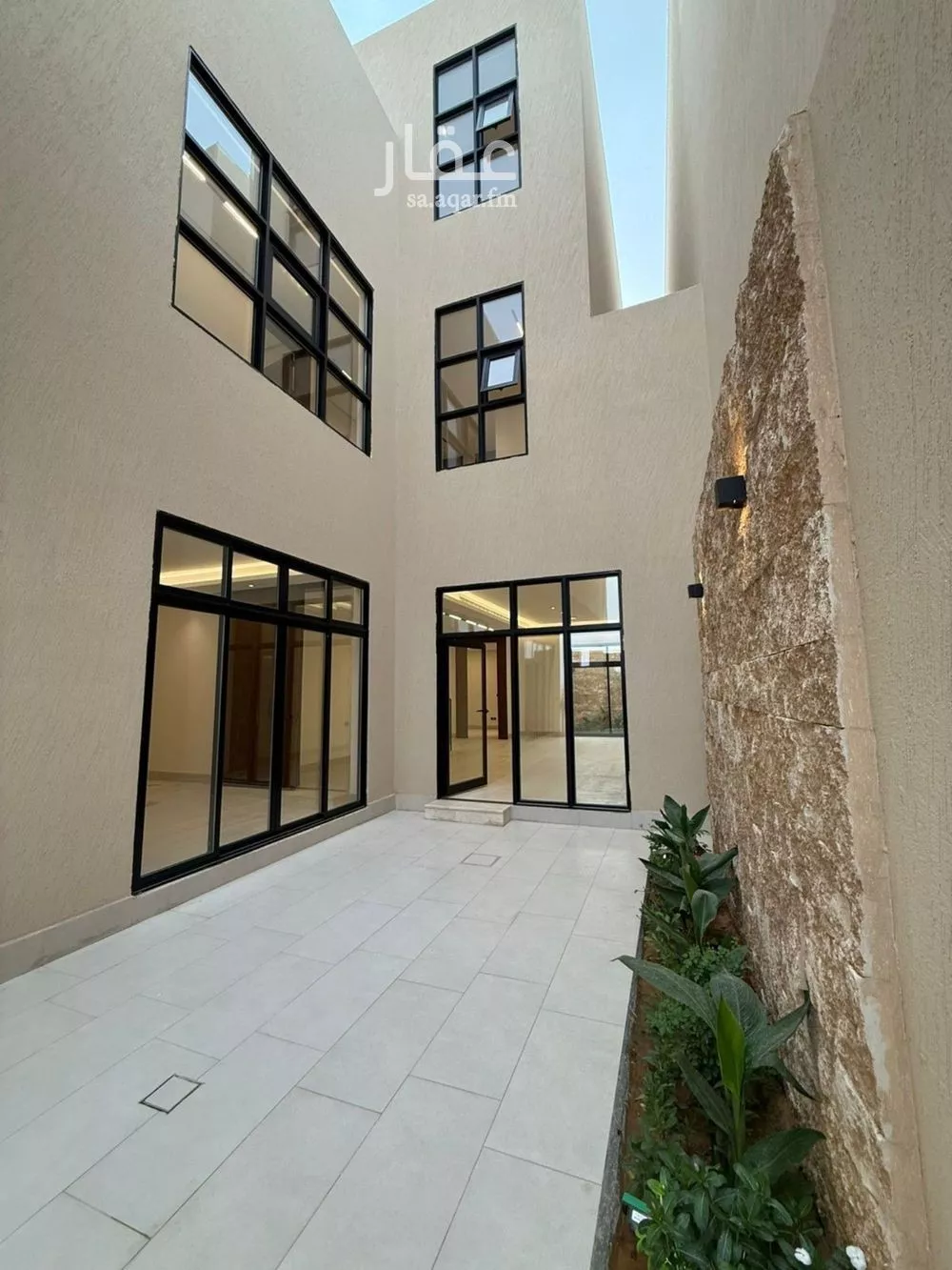 6 bedroom villa in Al Mahdiyyah 8