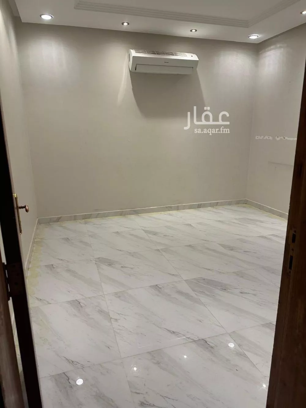 شقة 16 غرف في الملقا 3