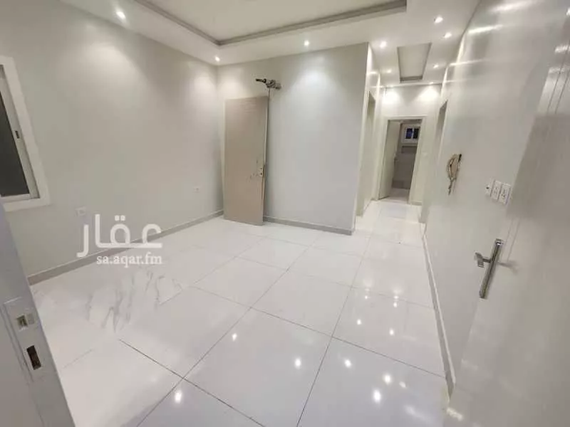 شقة 5 غرف في الواحة 7