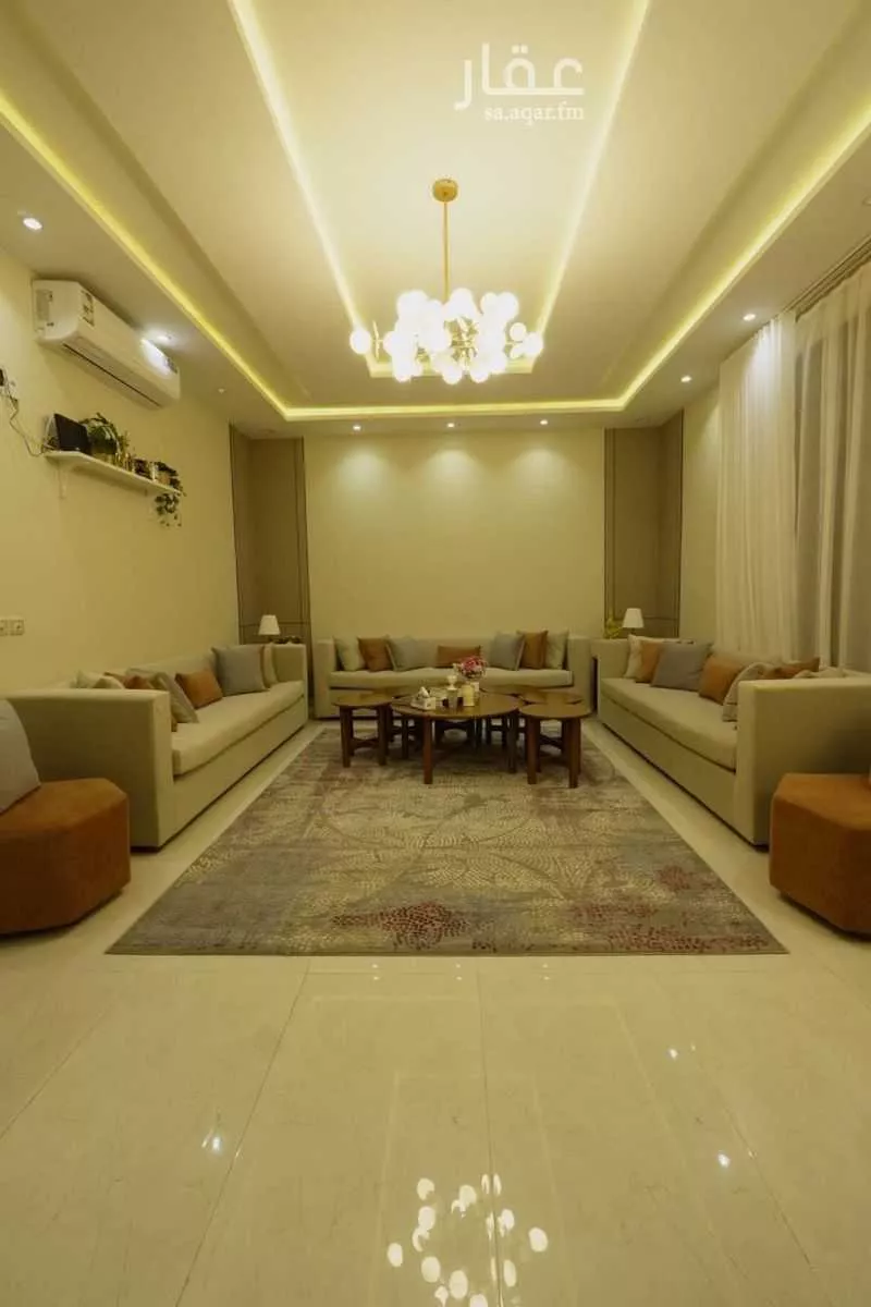 5 bedroom villa in Al Aridh 3