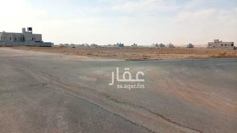 765 sqm land in Dahiat Namar 3