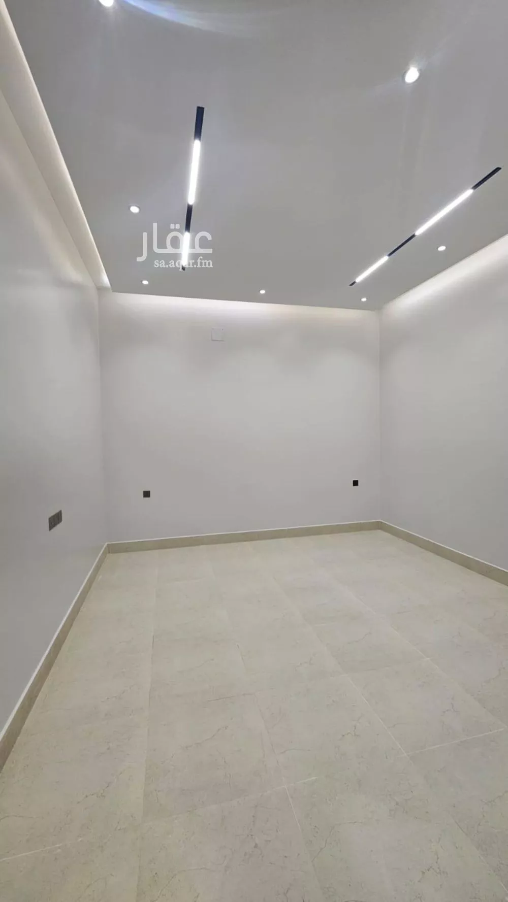 5 bedroom villa in Al Farouq 19