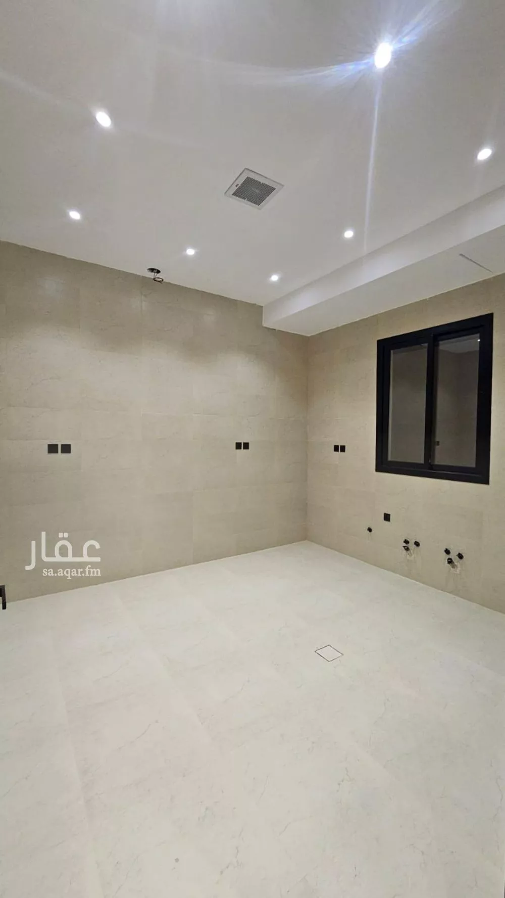5 bedroom villa in Al Farouq 3