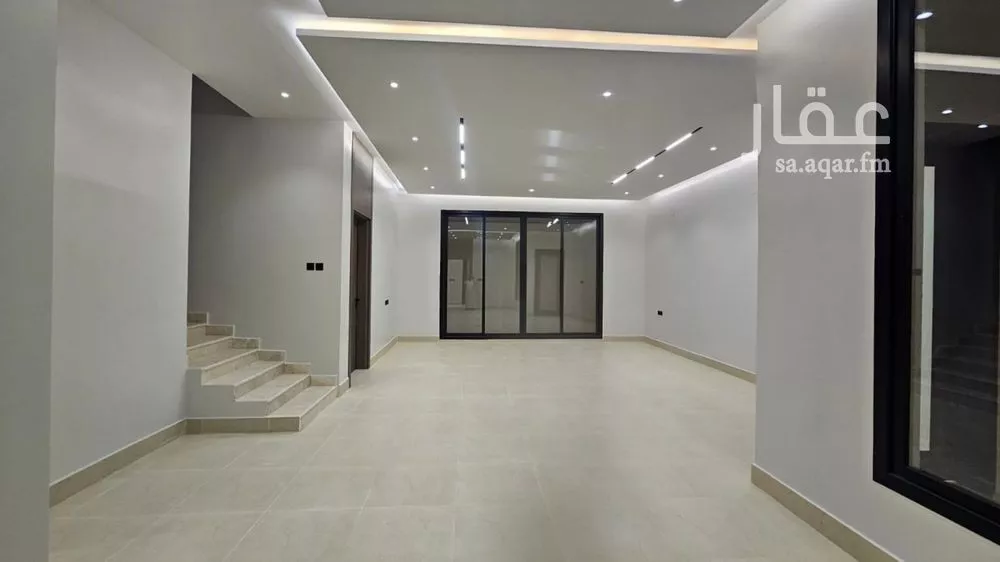 5 bedroom villa in Al Farouq 10