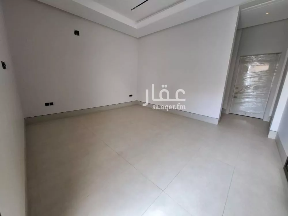شقة 4 غرف في الرمال 8