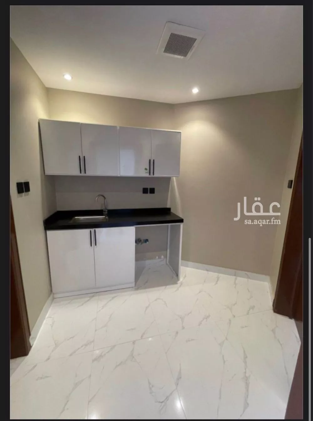 1 bedroom apartment in Al Aqiq 2