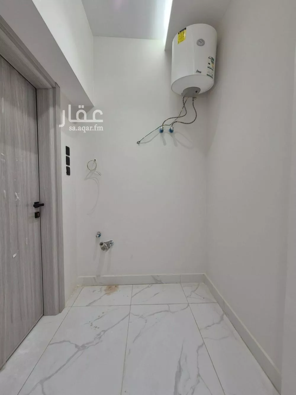 3 bedroom apartment in Al Rimal 6