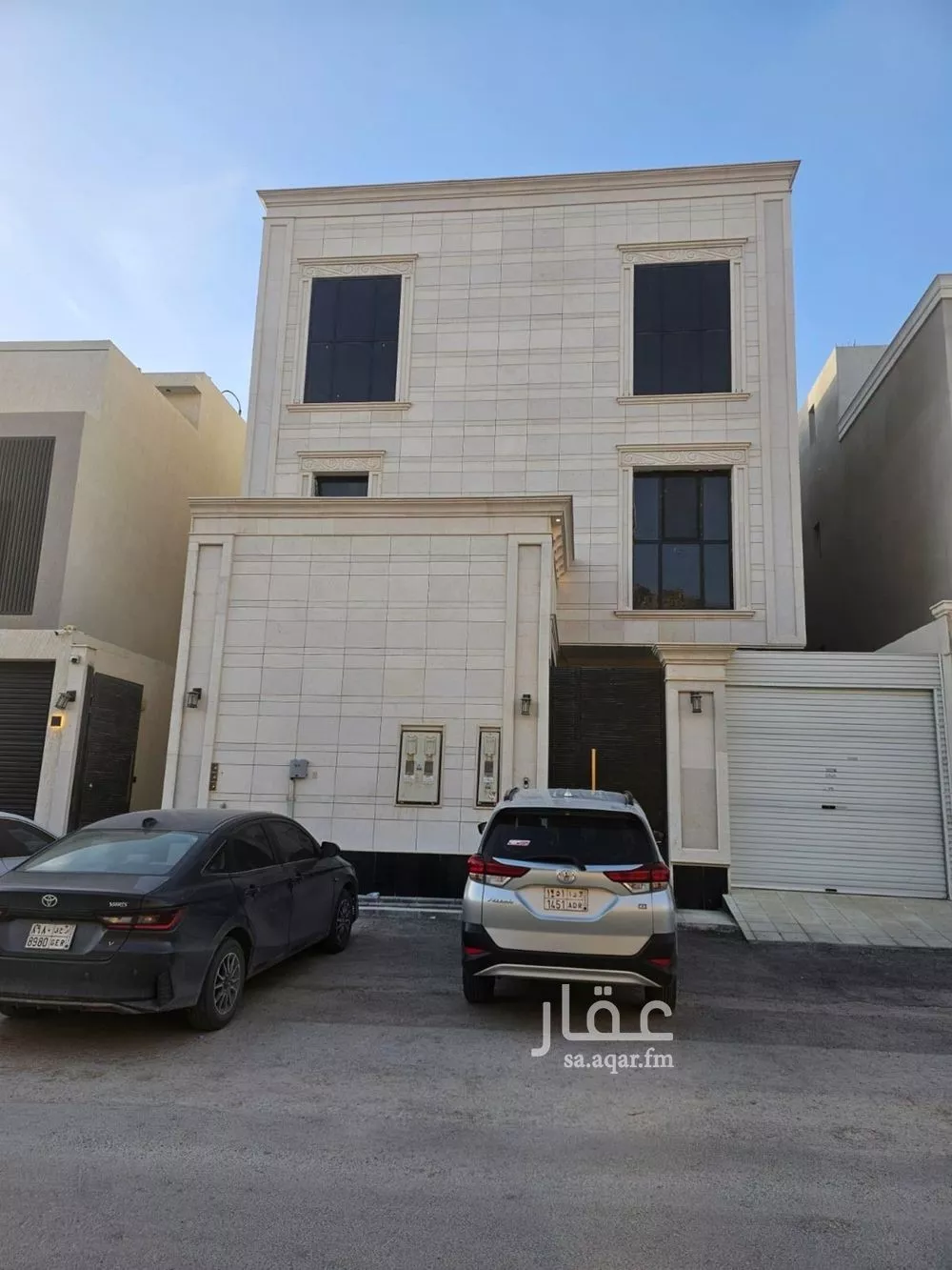 3 bedroom floor in Al Narjis 2