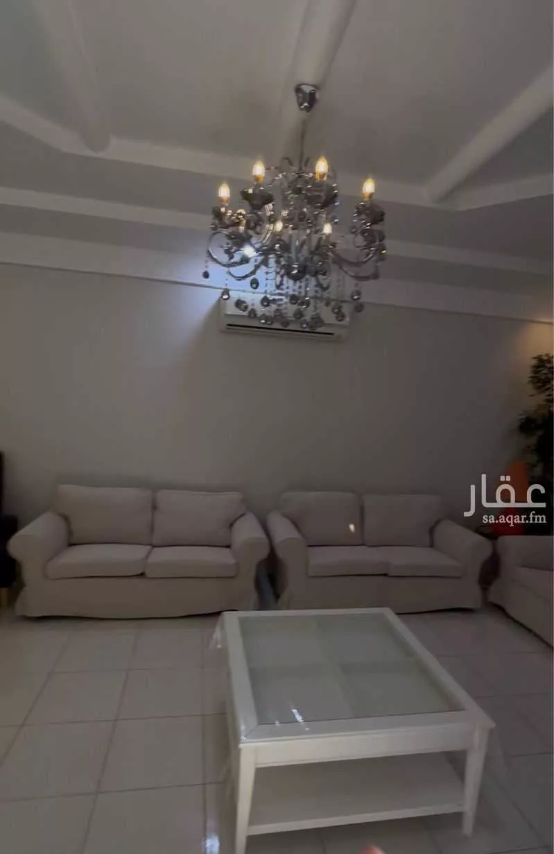 4 bedroom villa in Ishbiliyah 5