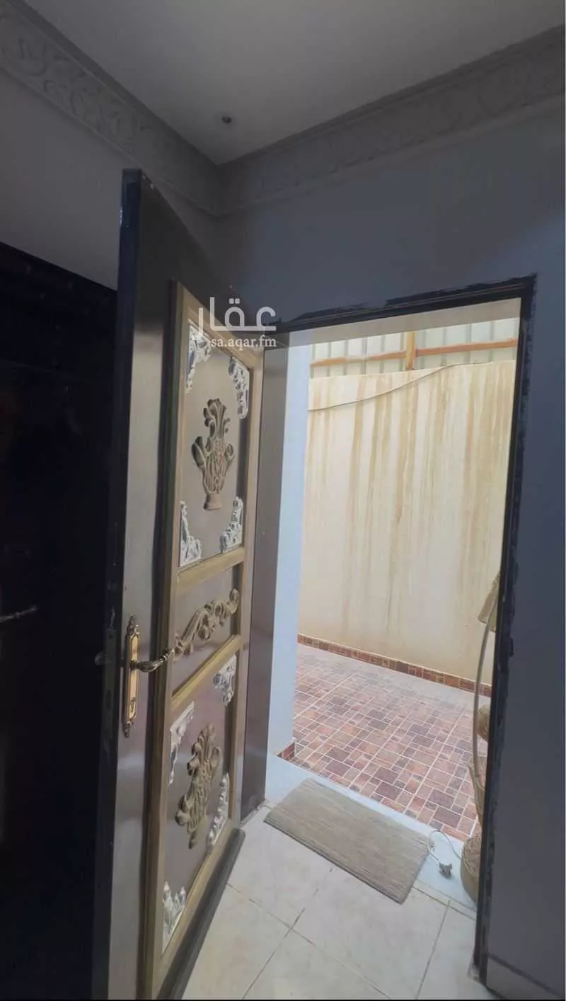 4 bedroom villa in Ishbiliyah 7