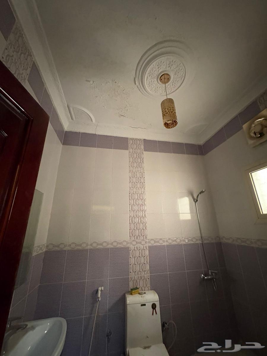 5 bedroom apartment in Al Difa, Madinah 9