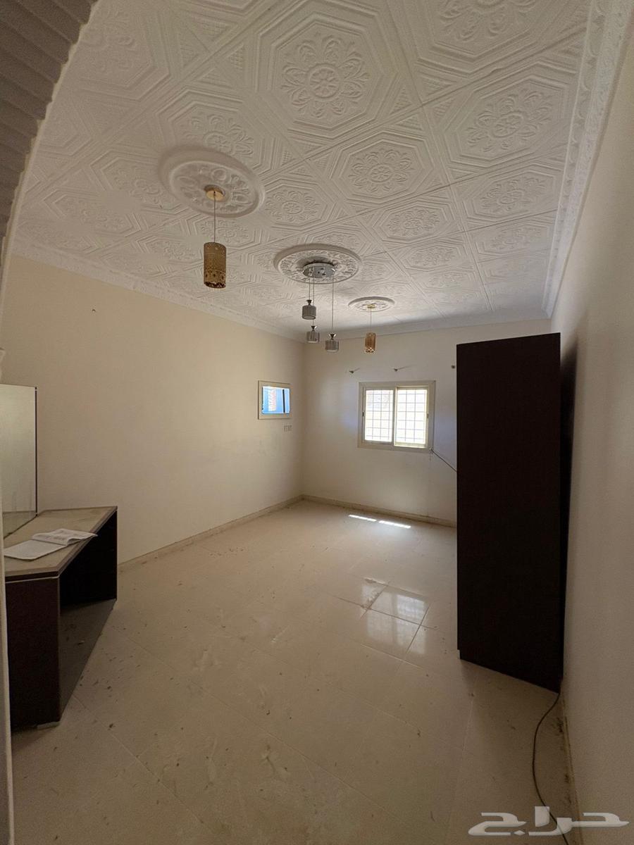 5 bedroom apartment in Al Difa, Madinah 10