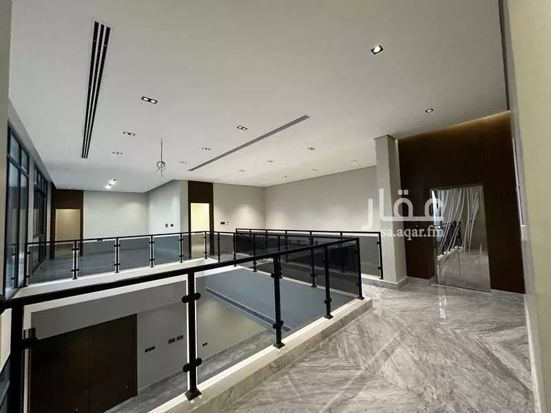 6 bedroom villa in Al Malqa 13