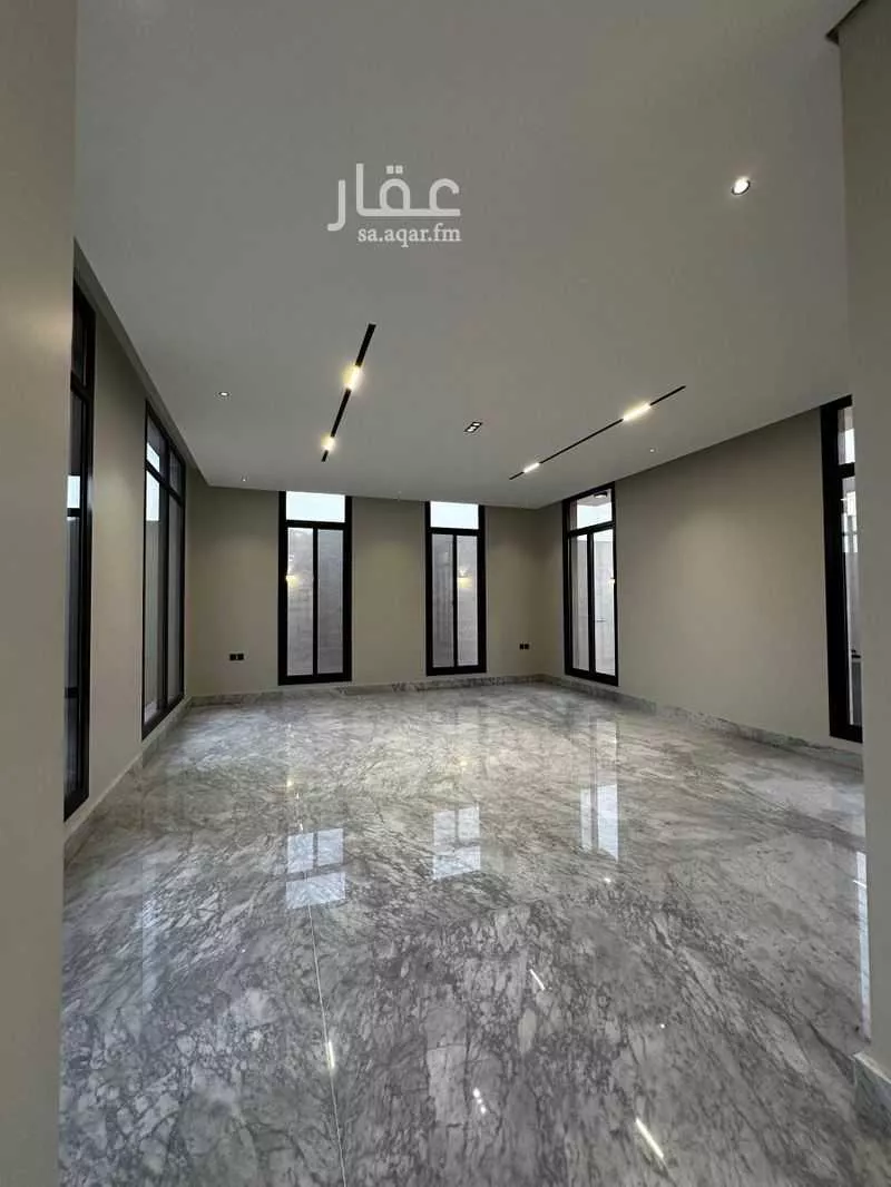 6 bedroom villa in Al Malqa 6