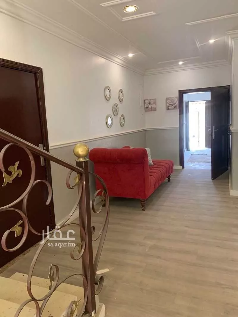 فيلا 7 غرف في هيت 14